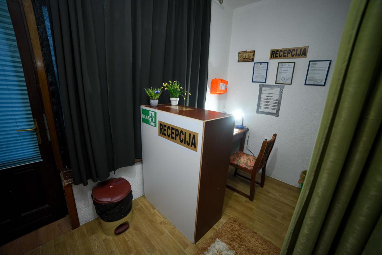 Hostel Prenociste Krajina Velika Kladusa Exteriér fotografie